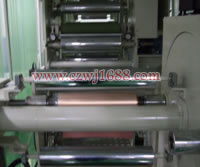 �߶˵���ĤͿ����